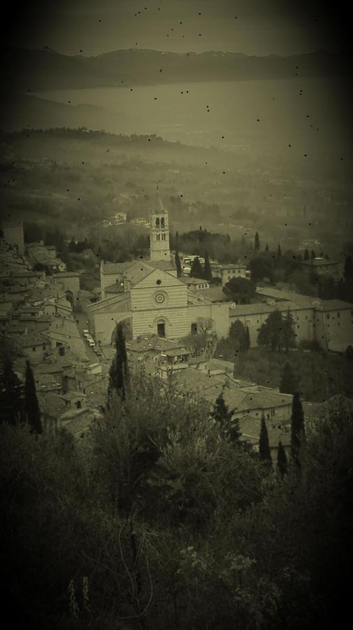 Ferienwohnung Casa Del Frate Assisi Exterior foto
