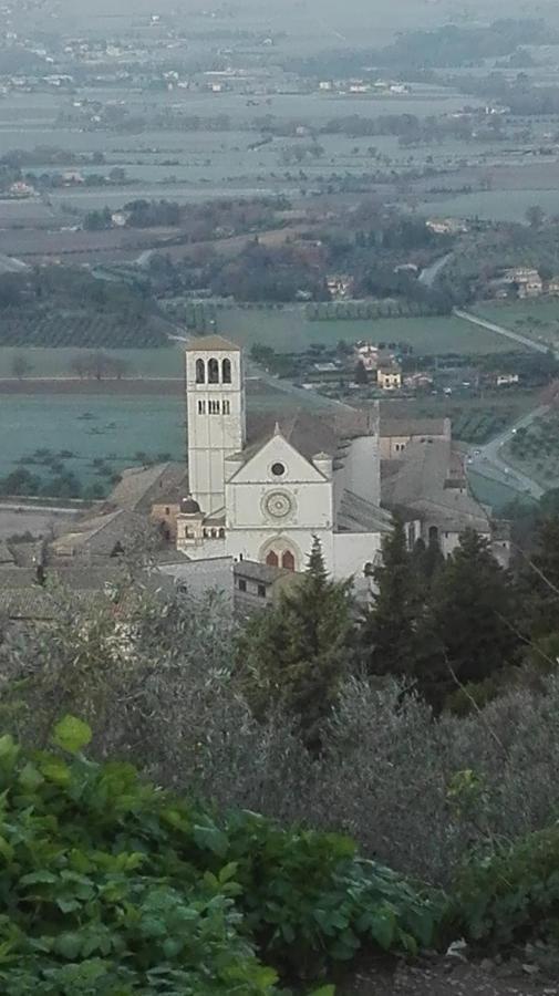 Ferienwohnung Casa Del Frate Assisi Exterior foto
